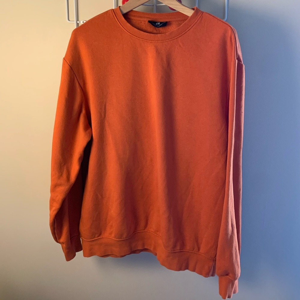 Large HM Mens Orange Crewneck Sweater